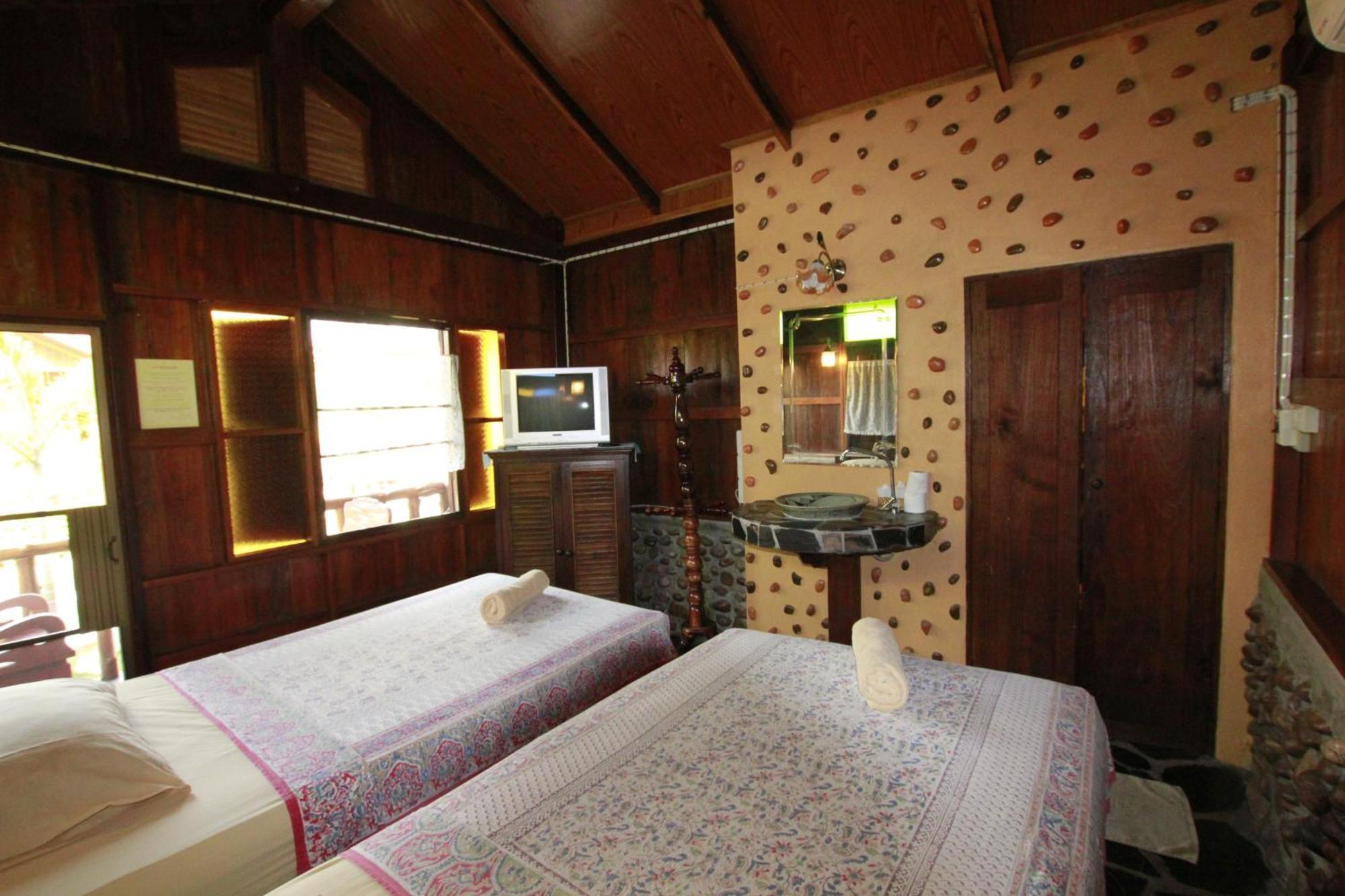 J&J Guesthouse Сукхотхай Номер фото